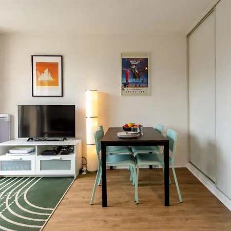 Le Domaine Du Coteau By Interhome Lejlighed Touques